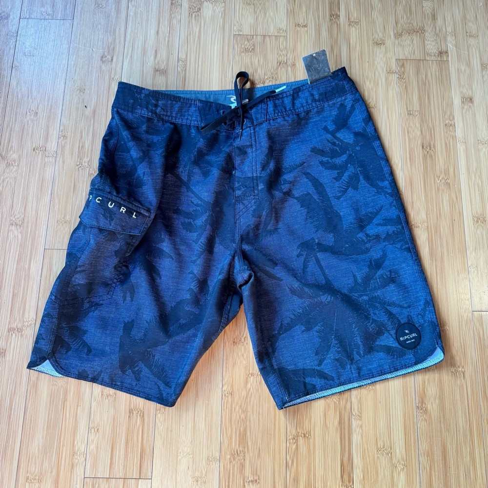 Rip Curl Palm Tree Black Gray Boardshort Size 32 20”